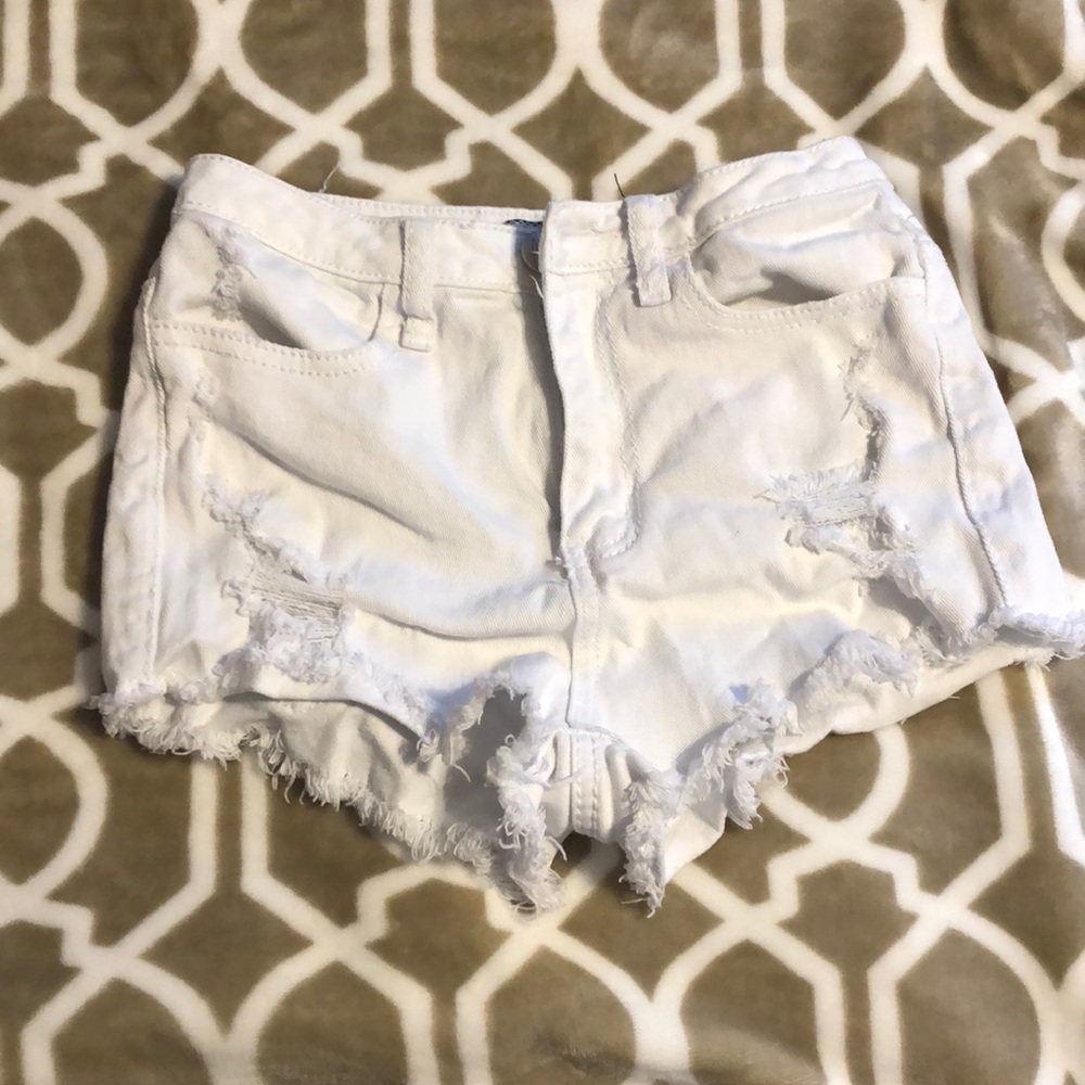 White cut off jean shorts